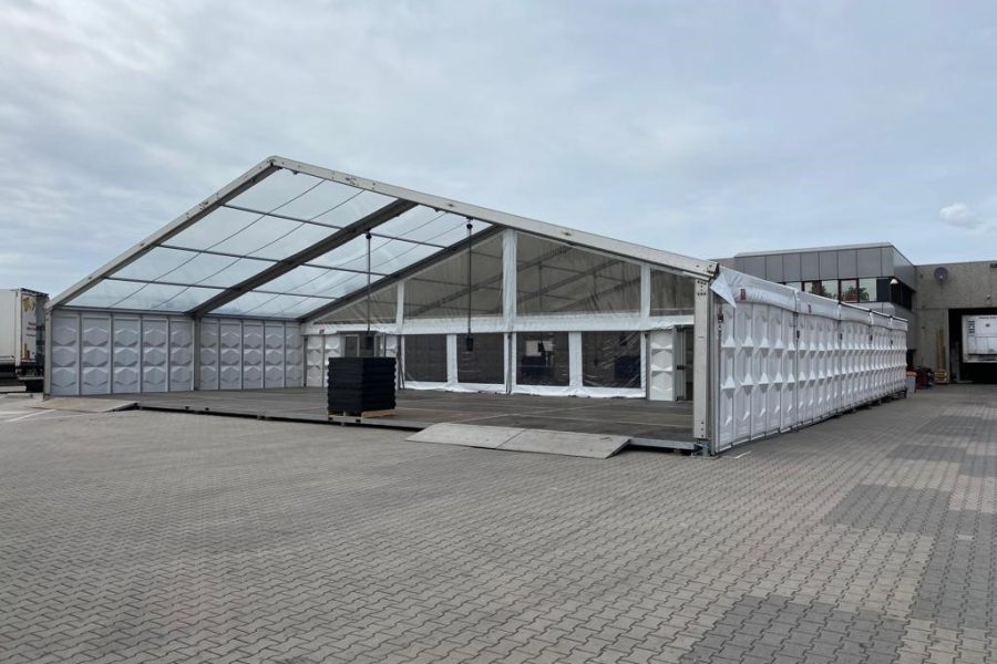 Aluhal 20 x 15m met transp luifel 20 x 10m Aluhal verhuur