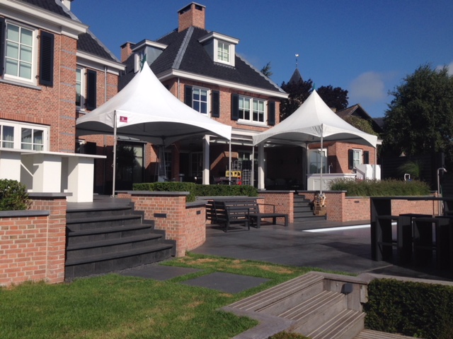 Housewarming-tuinfeest Pagodetent huren