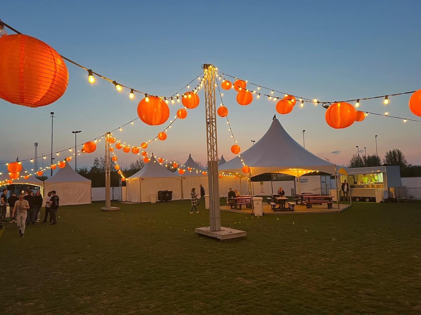 Feesttent huren